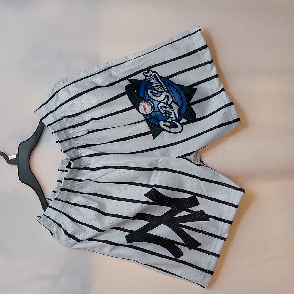 Crisp UNISEX NY Shorts